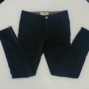 NWOT Stella McCartney black lace zipper jeans